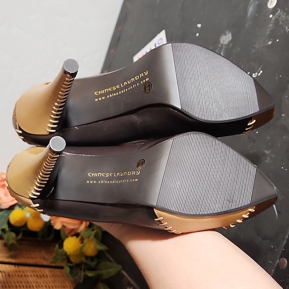 CHINESE LAUNDRY Leather Patchwork Thick Stich Detail Leather Heel 6.5M - Picture 9 of 11